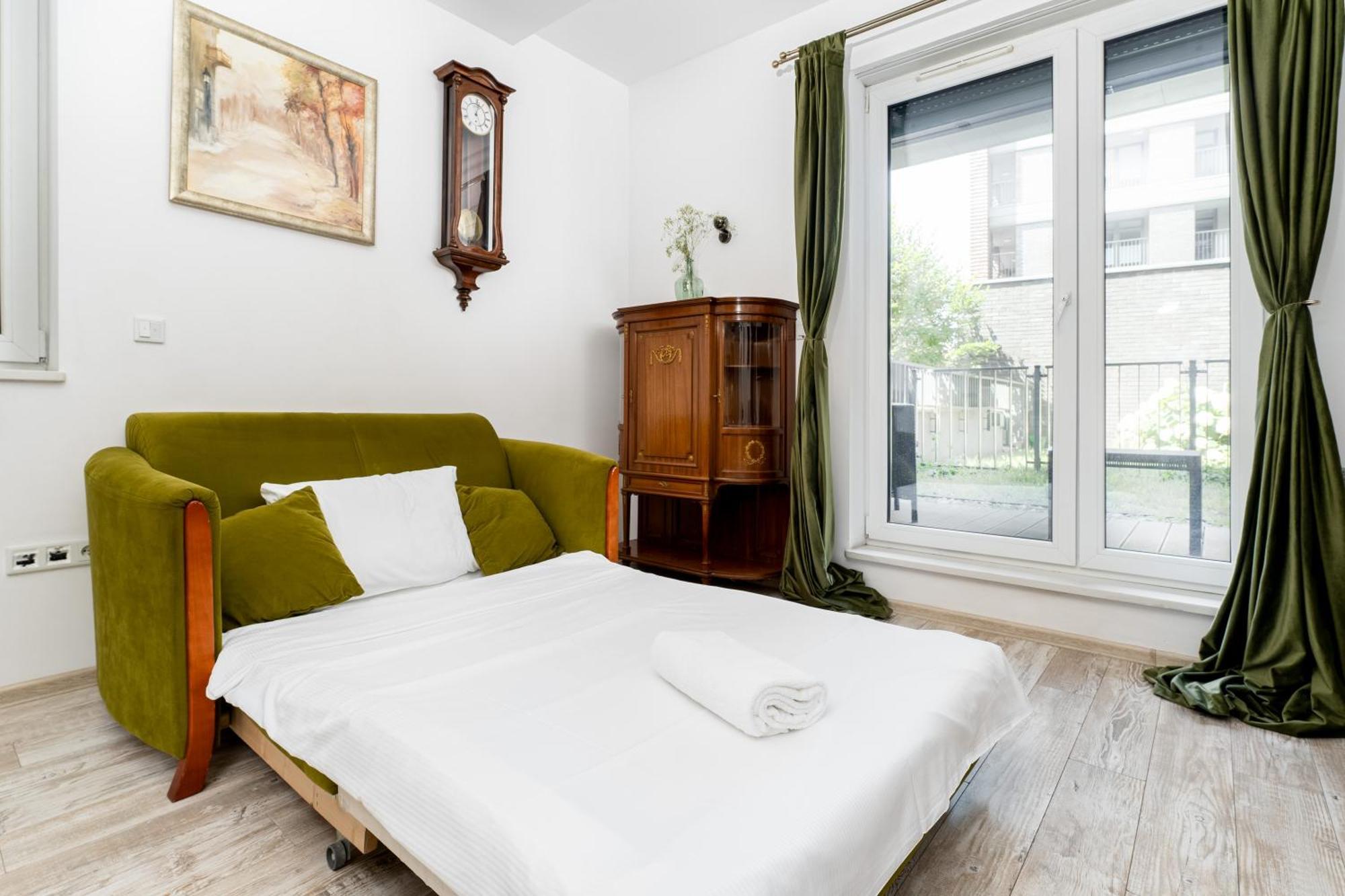 Nadwislanska 11 Apartment With Garden Krakow Bagian luar foto